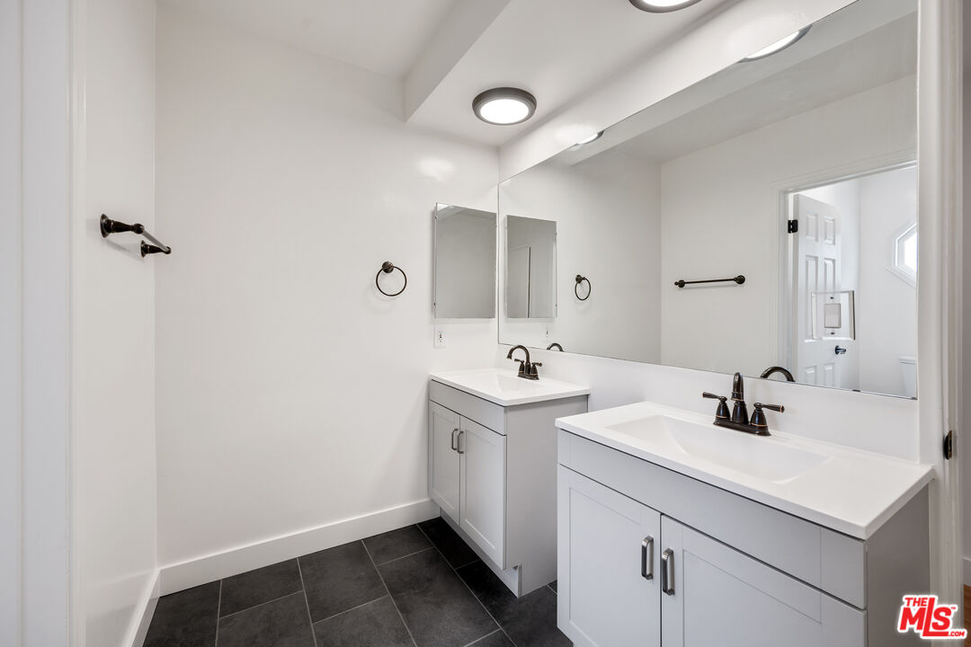 merges luxury with practicality