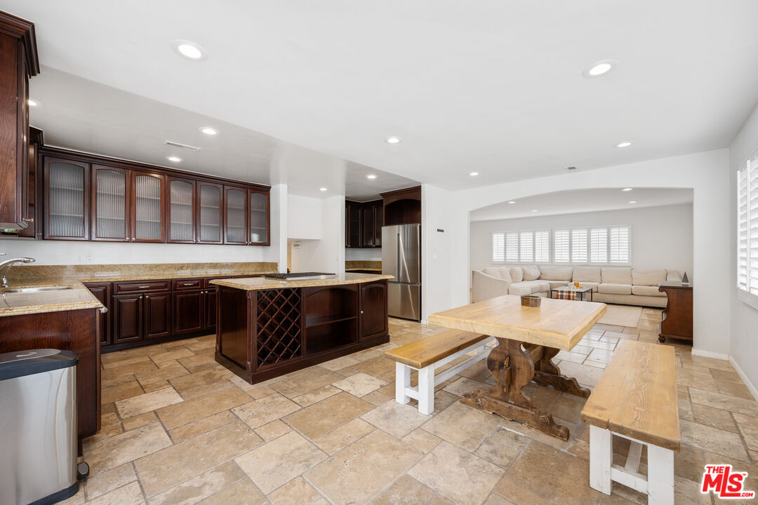 merges luxury with practicality