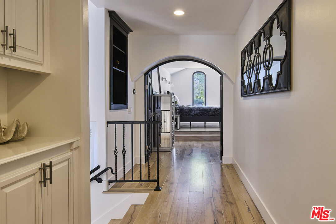 set behind private gates