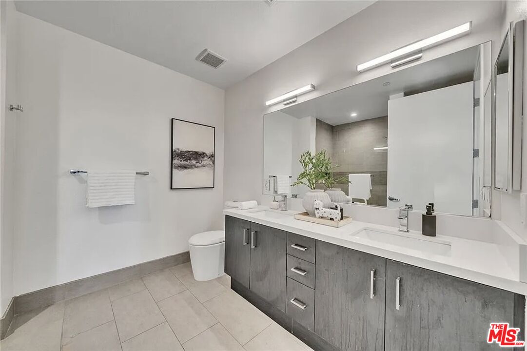 4140 Glencoe Ave Unit: 412