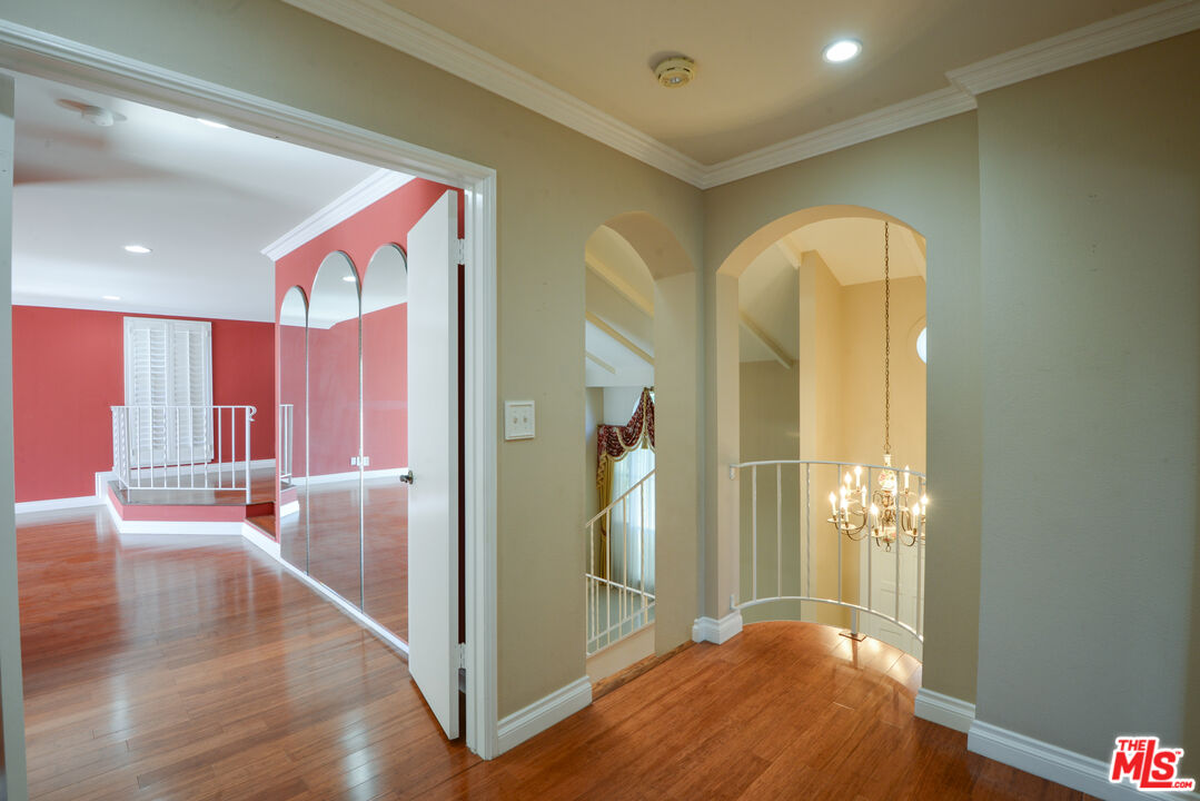 light, volume, and a strong sense of presence