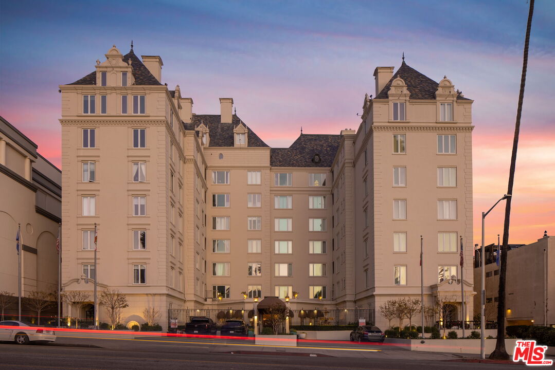 1424 N Crescent Heights Blvd Unit: 48