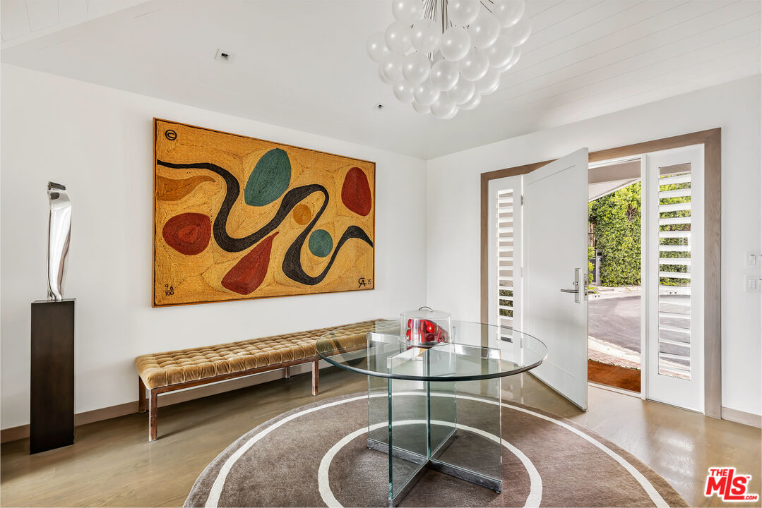 A Private Oasis in The Bird Streets