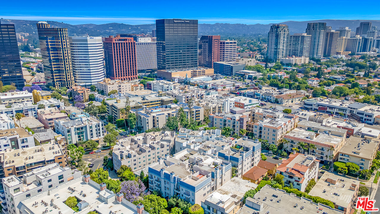 1370 Kelton Ave Unit: 203