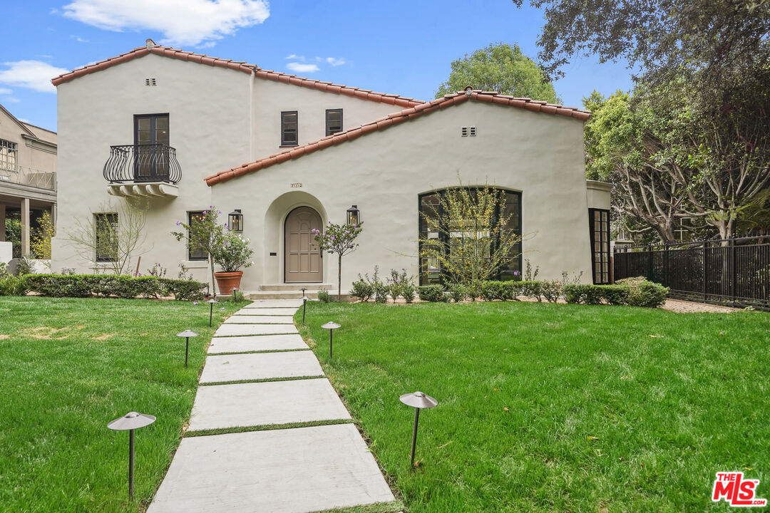 Perfect Location in The Flats