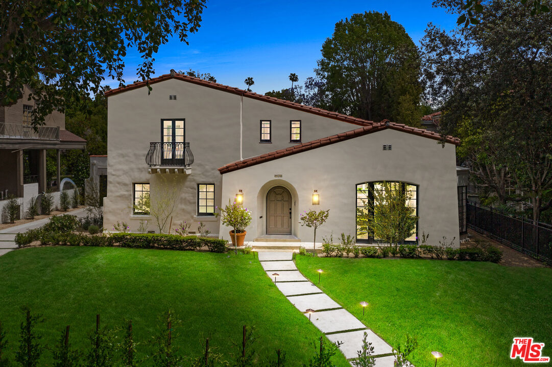 Perfect Location in The Flats