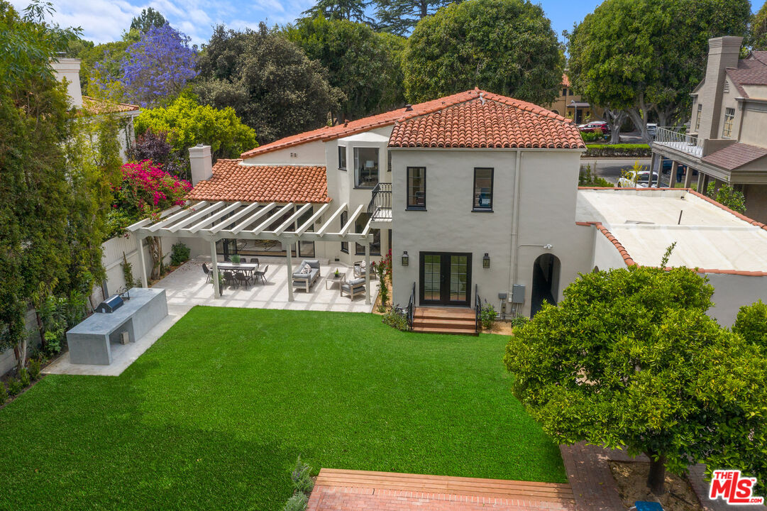 Perfect Location in The Flats