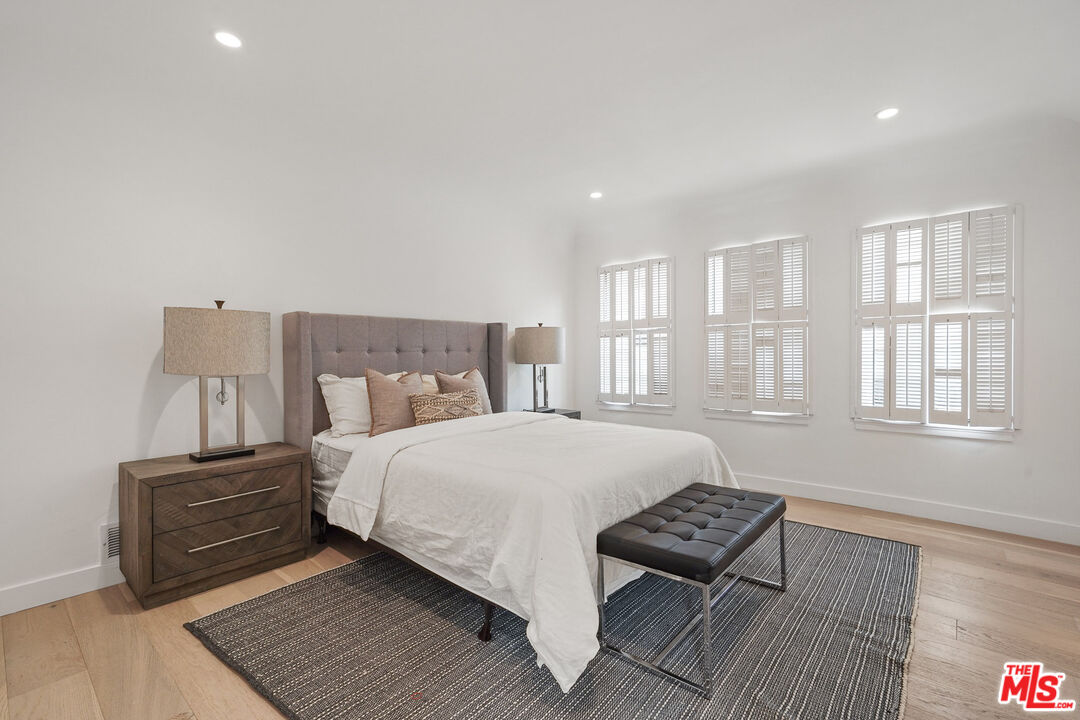 Perfect Location in The Flats