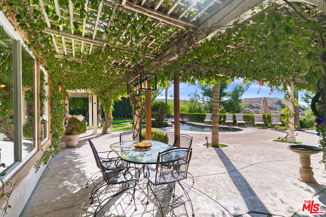 contemporary Mediterranean estate
