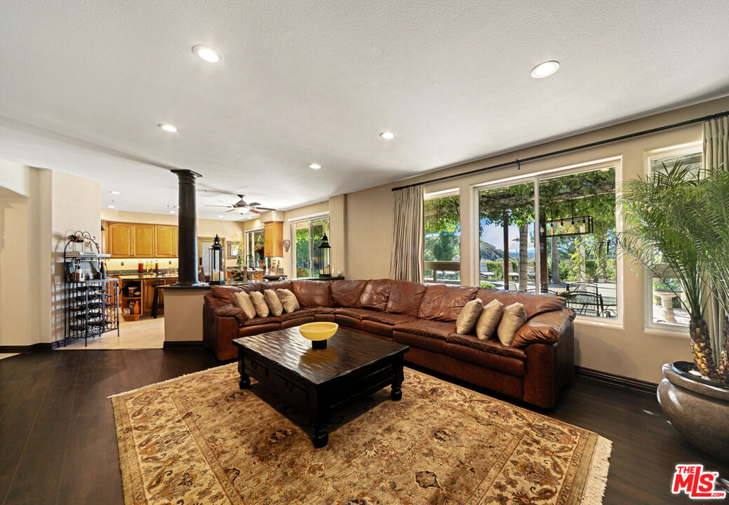 contemporary Mediterranean estate