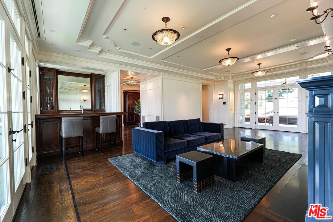 Perched in the premier palisades riviera