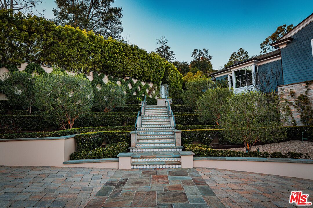 Perched in the premier palisades riviera