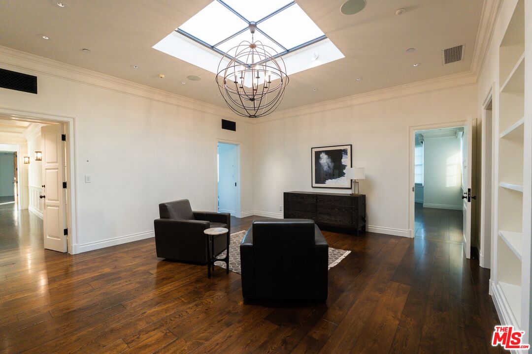 Perched in the premier palisades riviera