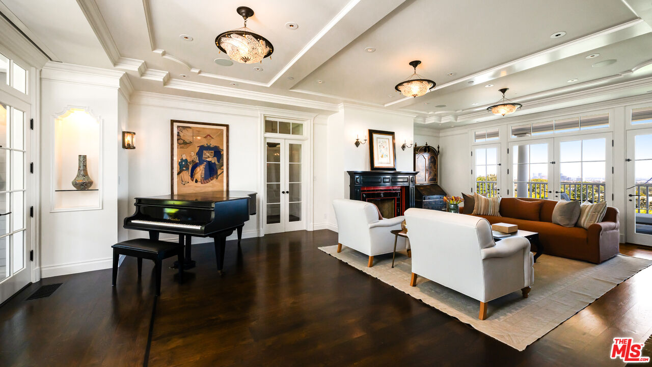 Perched in the premier palisades riviera