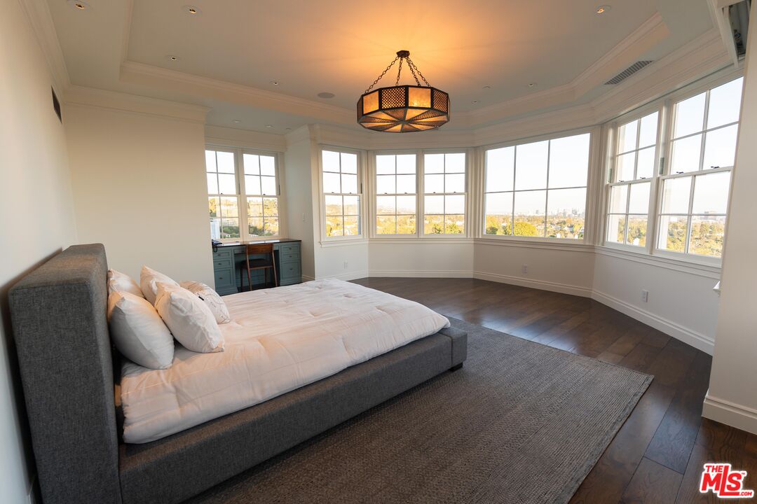 Perched in the premier palisades riviera