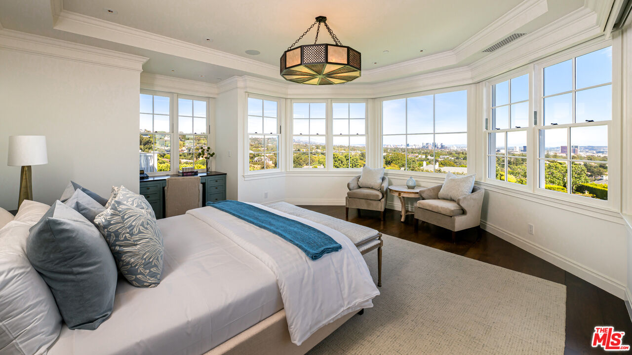 Perched in the premier palisades riviera