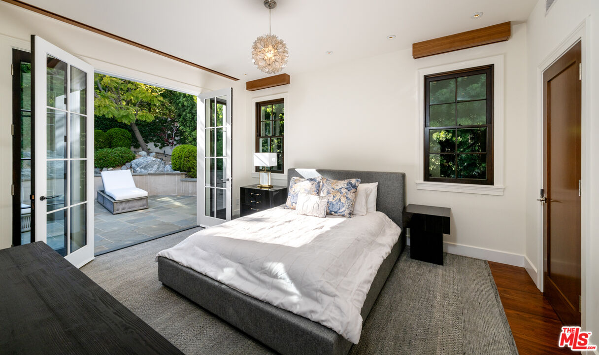 Perched in the premier palisades riviera