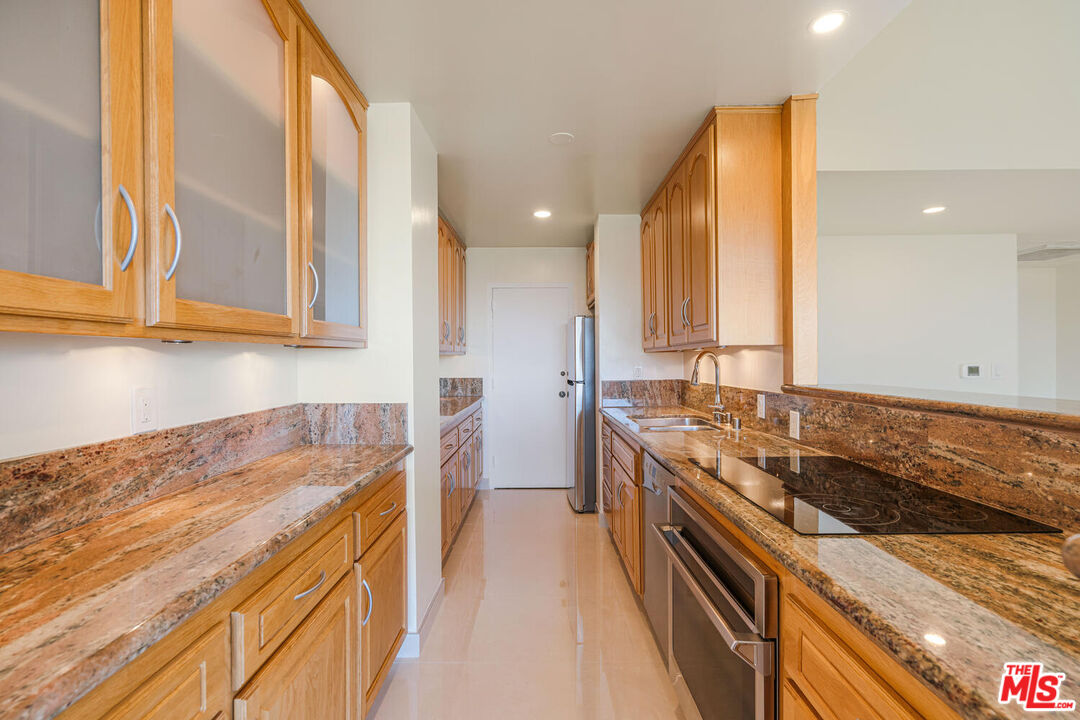 10501 Wilshire Blvd Unit: 1701