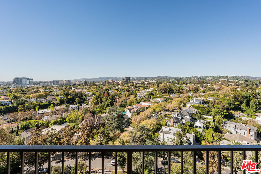 10501 Wilshire Blvd Unit: 1701