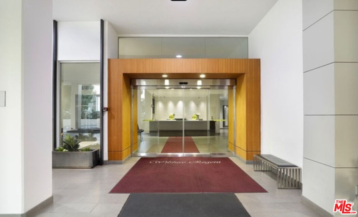 10501 Wilshire Blvd Unit: 1701