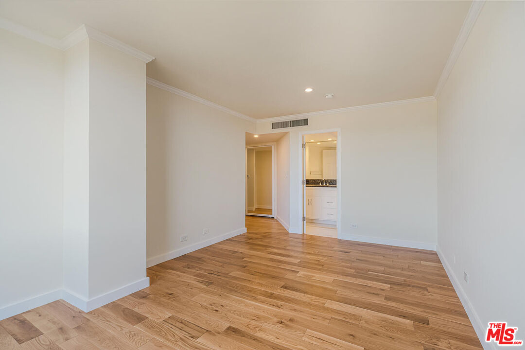 10501 Wilshire Blvd Unit: 1701