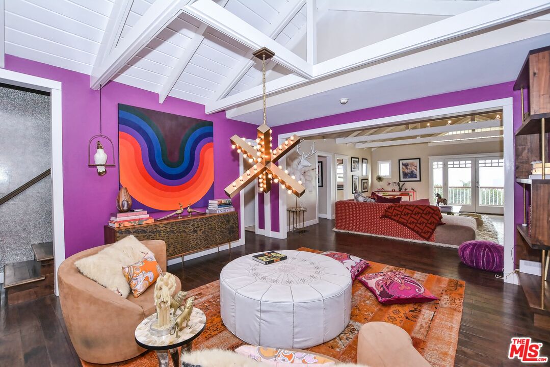 Beachwood Canyon Craftsman