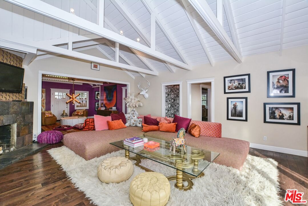 Beachwood Canyon Craftsman