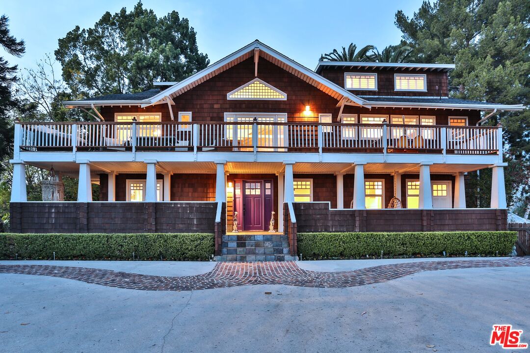 Beachwood Canyon Craftsman