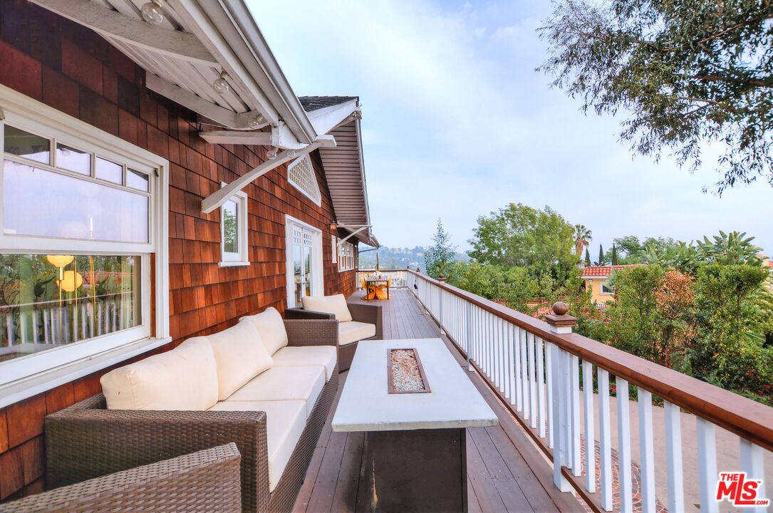 Beachwood Canyon Craftsman