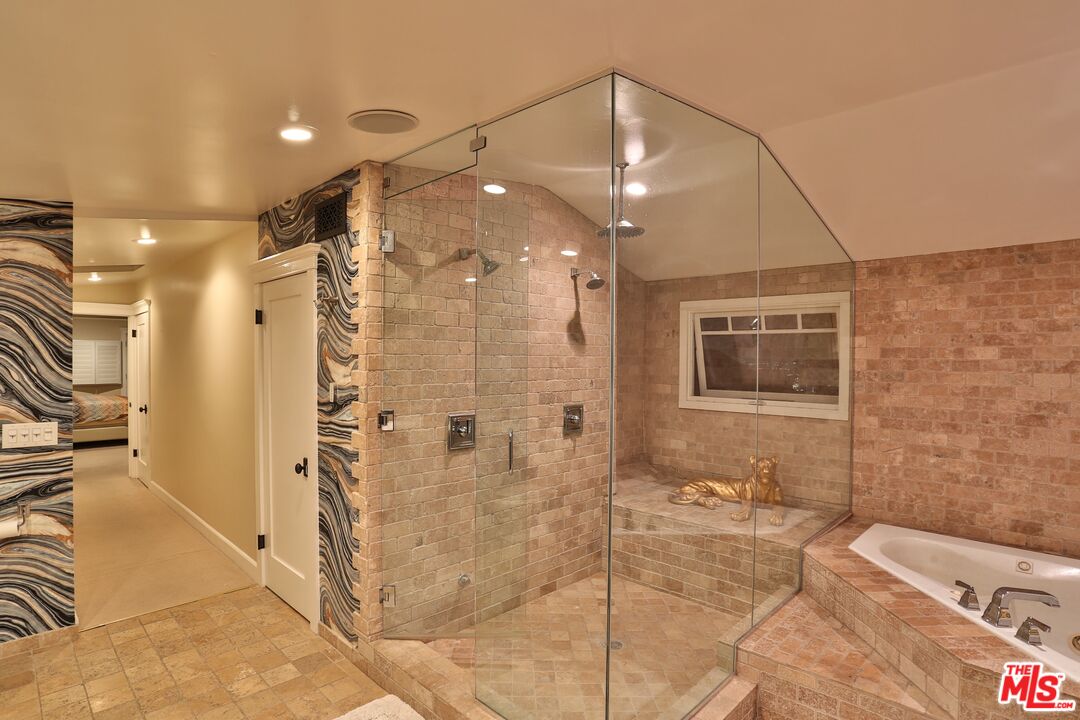 Beachwood Canyon Craftsman