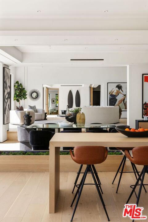 An extraordinary promontory in Malibu Park