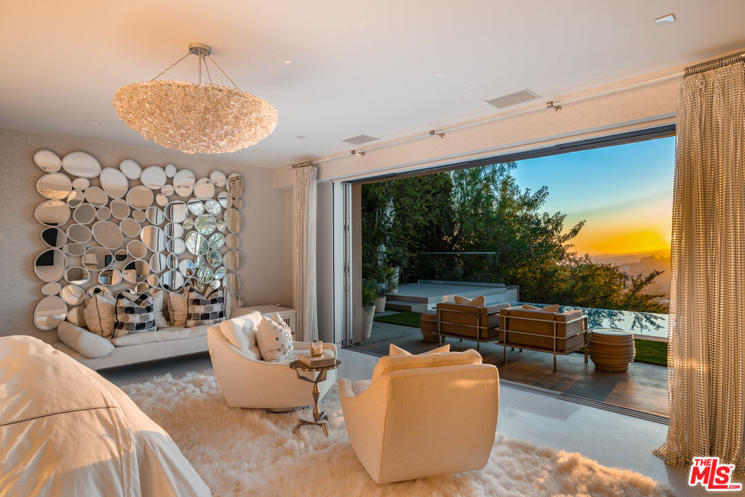 head-on ocean-view Trousdale residence
