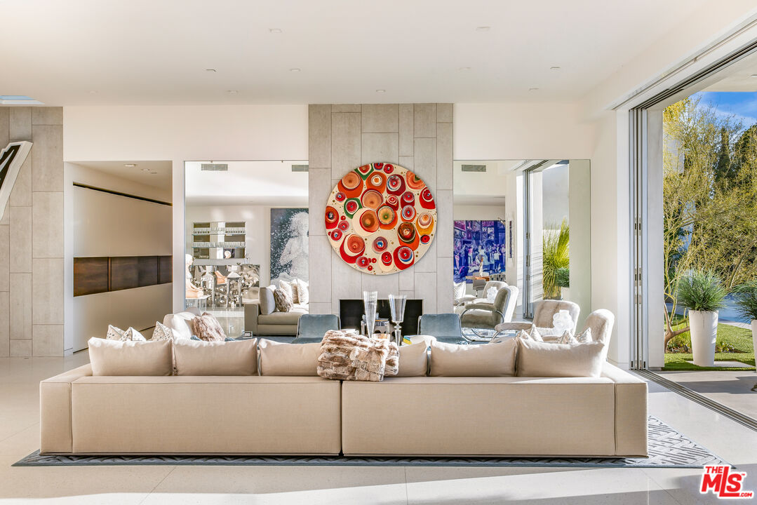 head-on ocean-view Trousdale residence