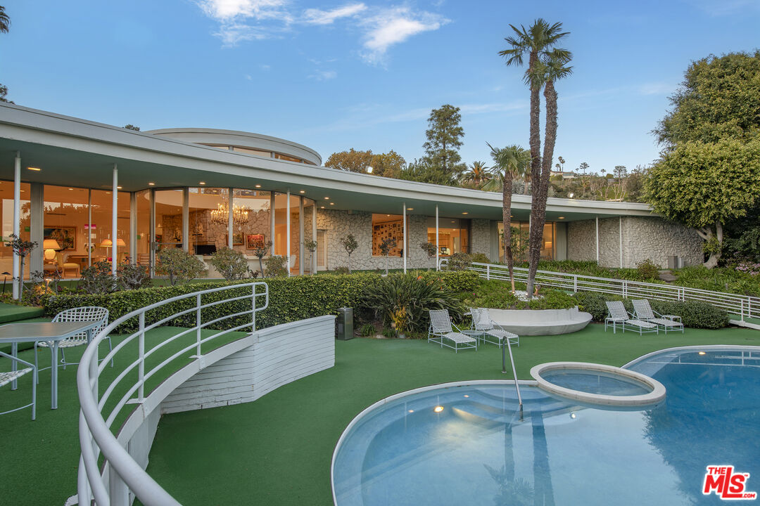 A rare Trousdale mid-century