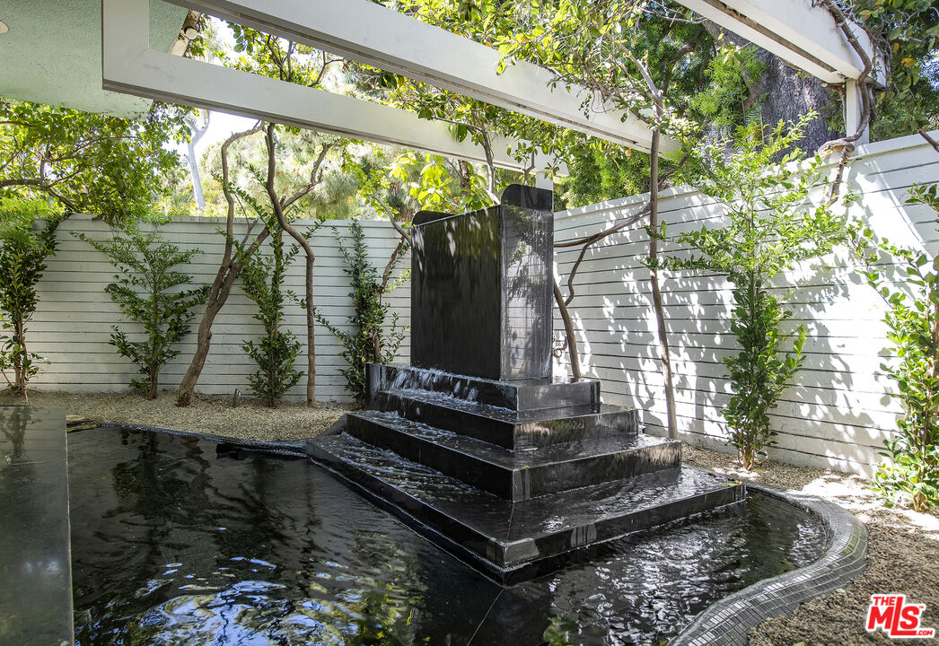 A rare Trousdale mid-century