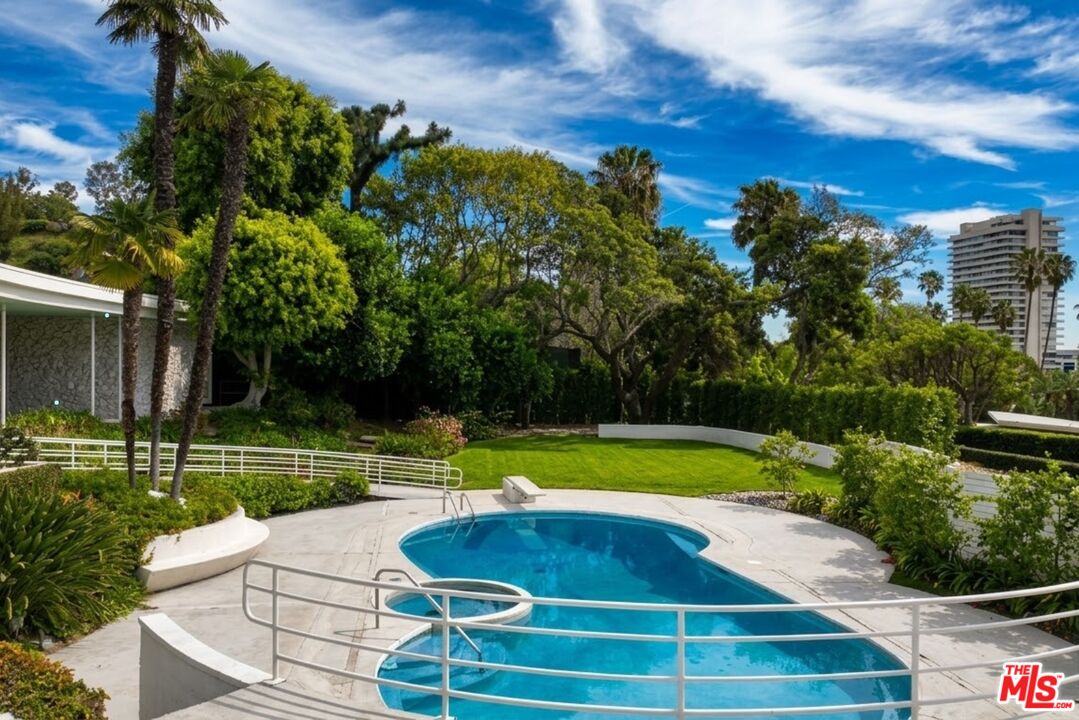 A rare Trousdale mid-century