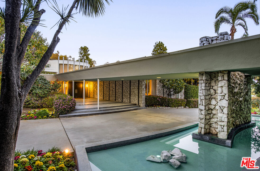 A rare Trousdale mid-century
