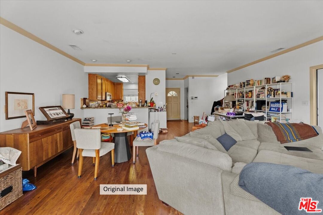 a rare End-unit townhouse