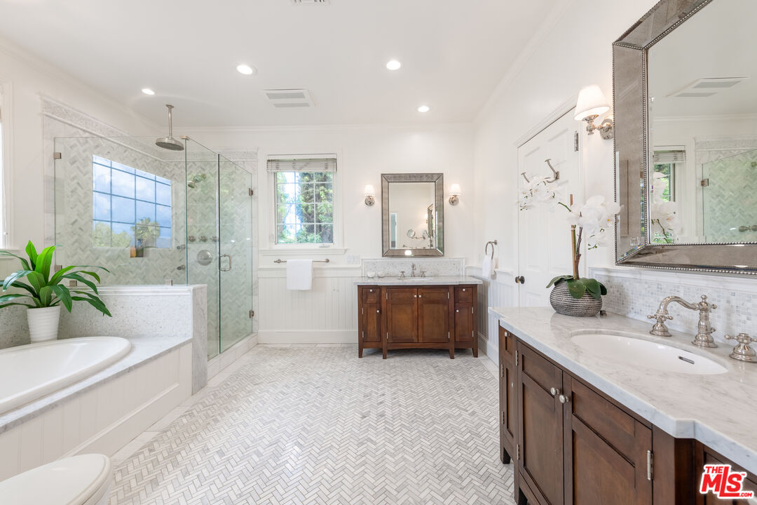 Montecito meets Sherman Oaks