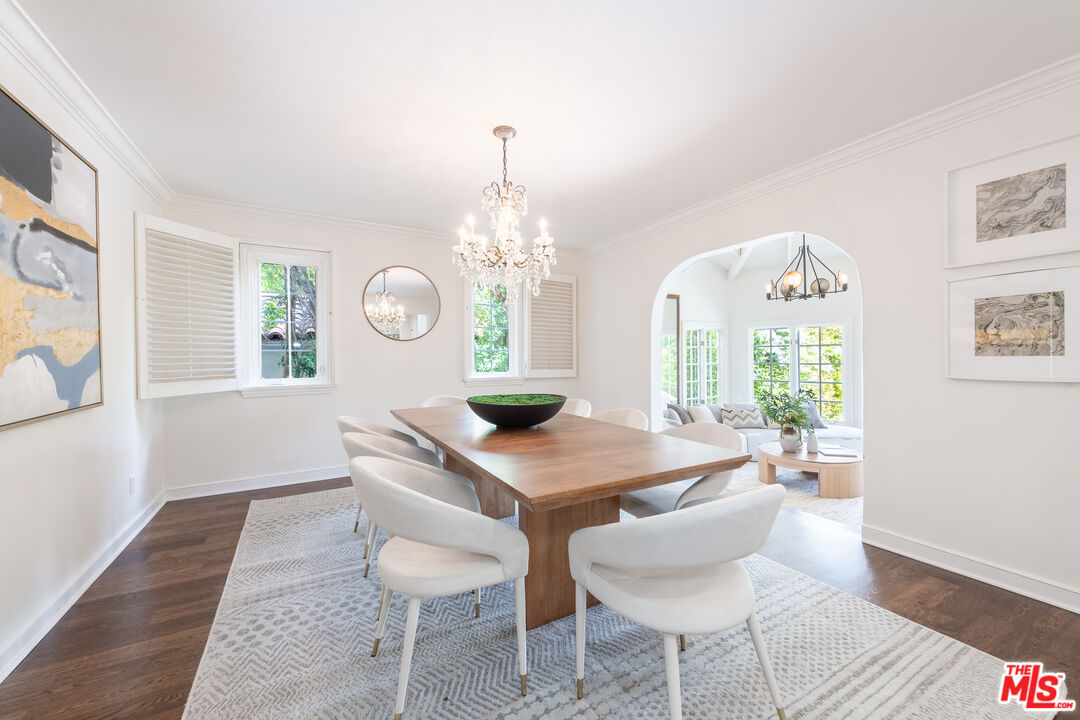 Montecito meets Sherman Oaks