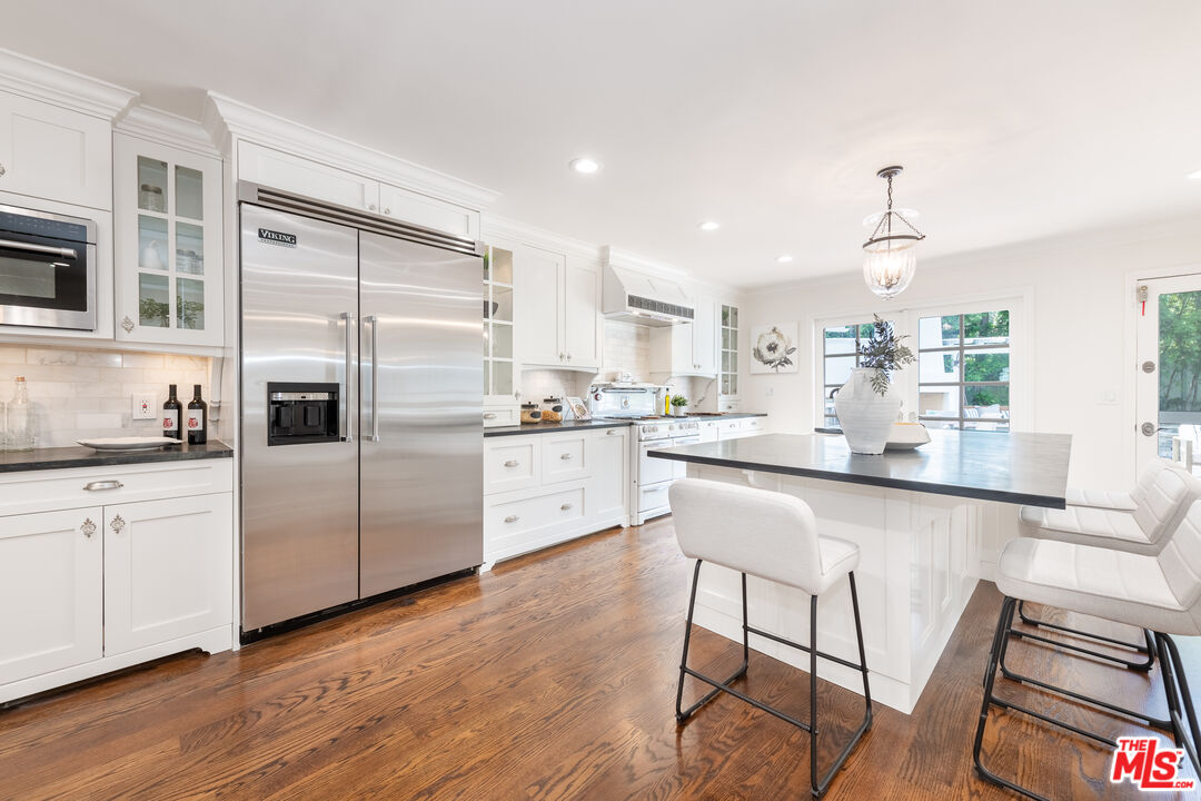 Montecito meets Sherman Oaks