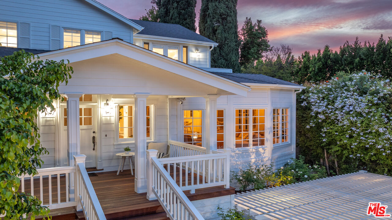 Montecito meets Sherman Oaks