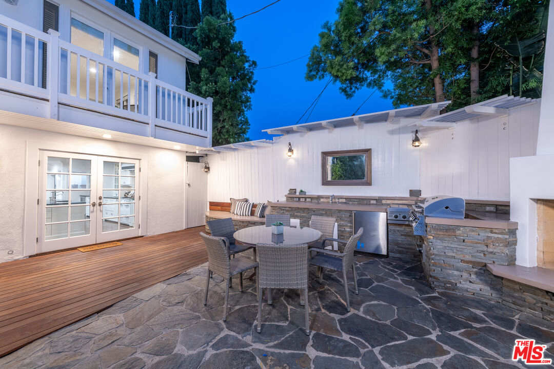 Montecito meets Sherman Oaks