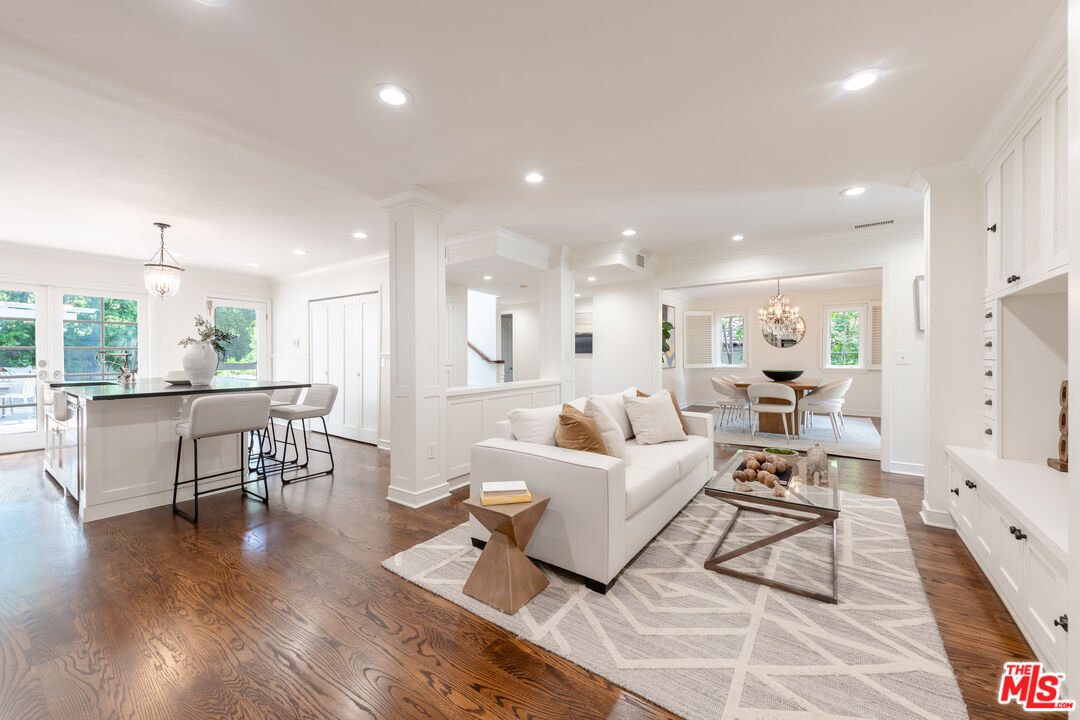 Montecito meets Sherman Oaks