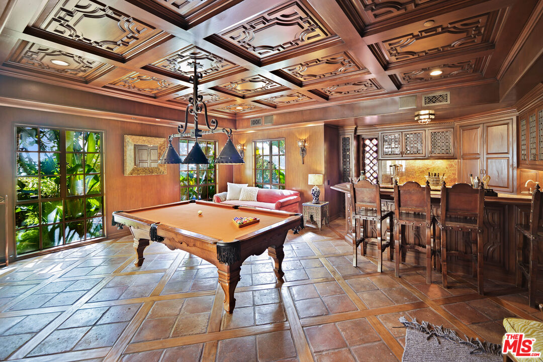 city light views & old hollywood glamour