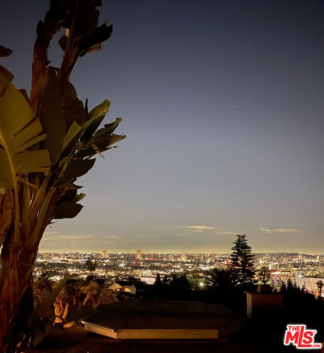 city light views & old hollywood glamour