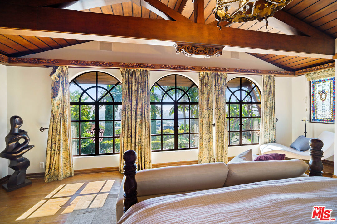 city light views & old hollywood glamour