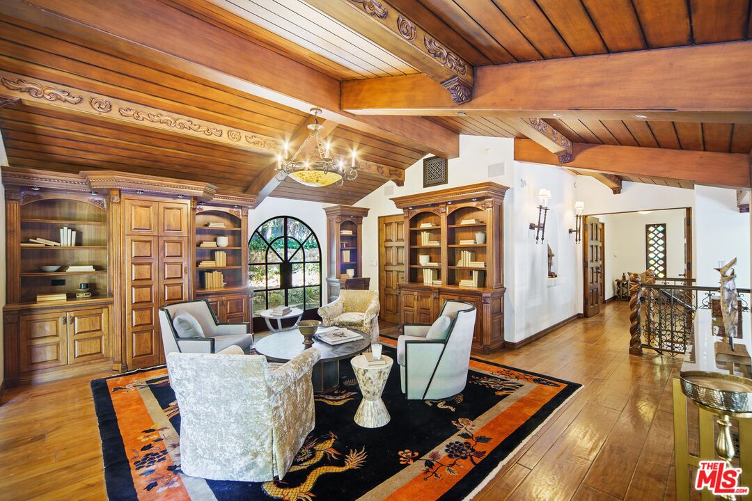 city light views & old hollywood glamour