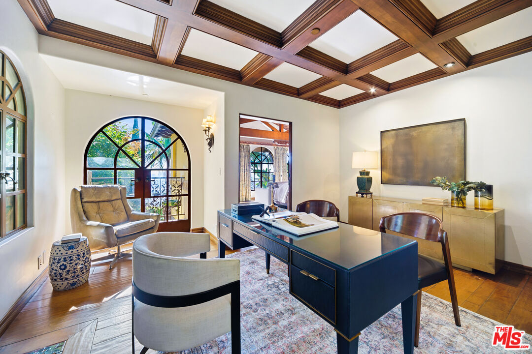 city light views & old hollywood glamour