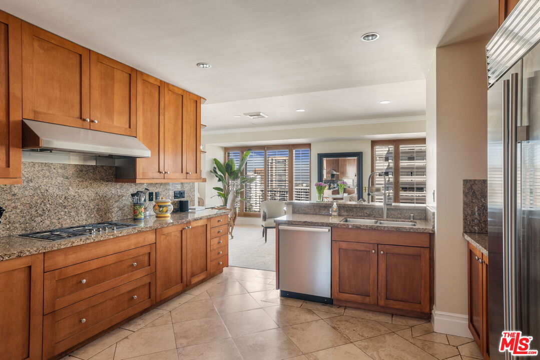 Perched on 19th Floor of The Remington